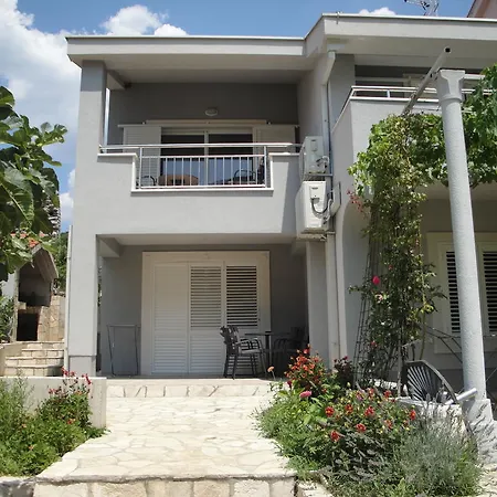 Apartamento Marica Neum