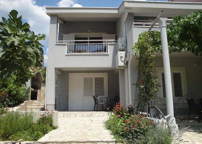 アパート Marica ネウム