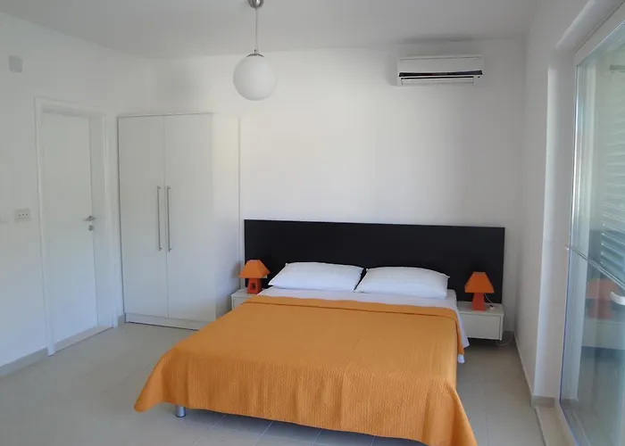 アパート Marica ネウム